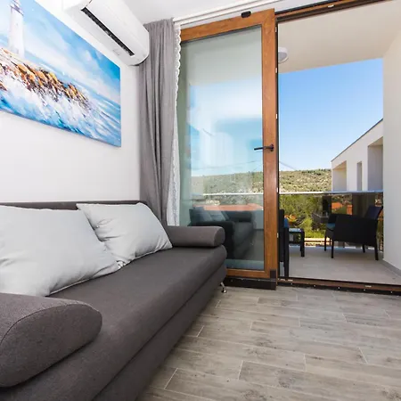 Family-friendly With Swimming Pool Drvenik Veliki, Drvenik - 16377 Appartement *