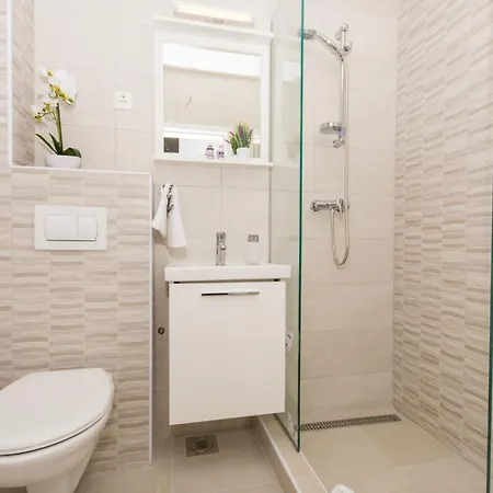 Family-friendly With Swimming Pool Drvenik Veliki, Drvenik - 16377 Appartement
